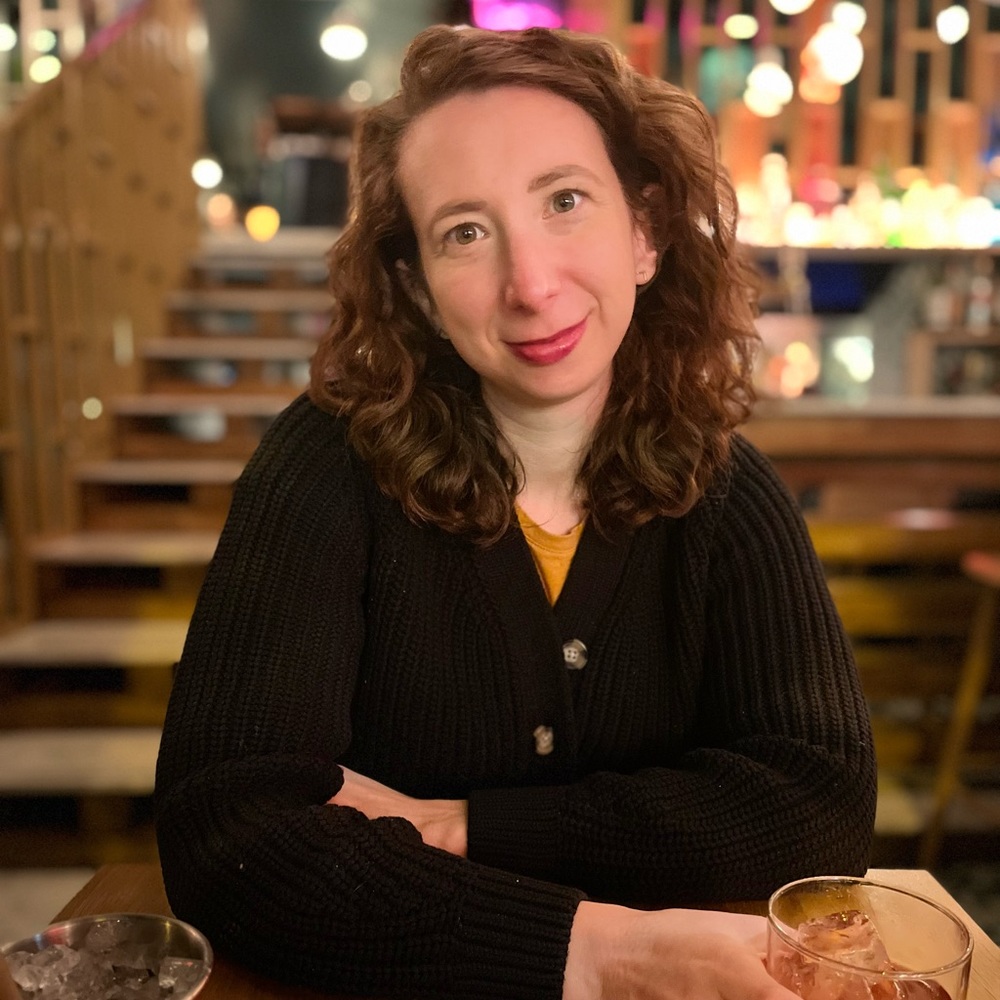Meet your Posher, Alicia